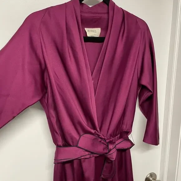 Ayres E. Eysen Vintage Purple Satin Wrap Front Dress VTG Size 6 Long Sleeve MOD - Picture 3 of 11